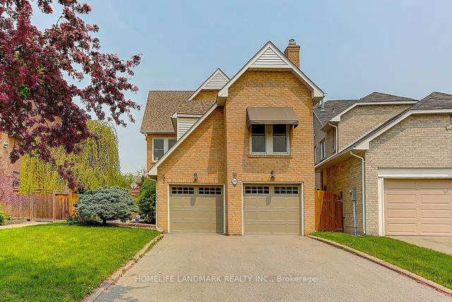 10 Rosemead Clse, House detached with 3 bedrooms, 4 bathrooms and 6 parking in Markham ON | Image 1