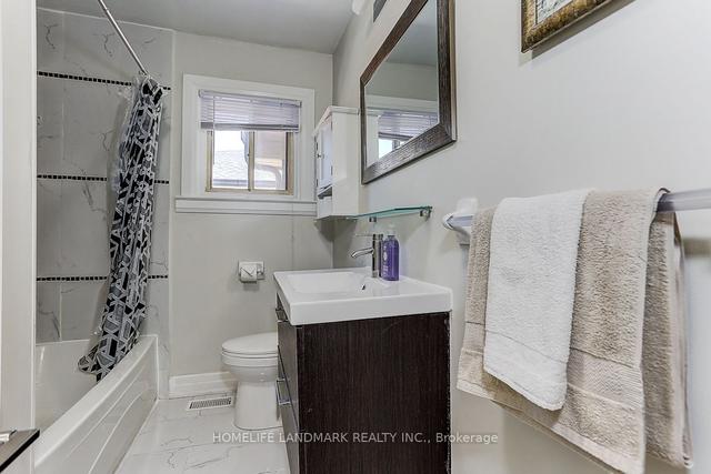 242 Queenslea Ave, House detached with 3 bedrooms, 2 bathrooms and 6 parking in Toronto ON | Image 11
