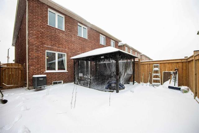 240 Brussels Ave, House semidetached with 4 bedrooms, 4 bathrooms and 2 parking in Brampton ON | Image 33