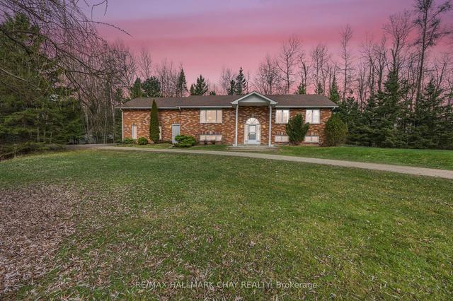 6624 County Road 10, House detached with 3 bedrooms, 3 bathrooms and 12 parking in Essa ON | Image 1