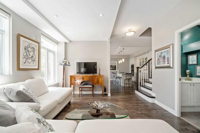 103 - 28 Stadium Rd, Townhouse with 2 bedrooms, 3 bathrooms and 2 parking in Toronto ON | Image 5