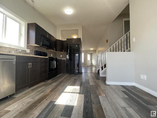 1557 49a St Nw, House detached with 4 bedrooms, 2 bathrooms and null parking in Edmonton AB | Image 11
