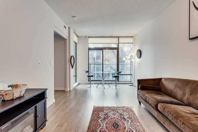 214 - 21 Scollard St, Condo with 1 bedrooms, 1 bathrooms and 1 parking in Toronto ON | Image 6