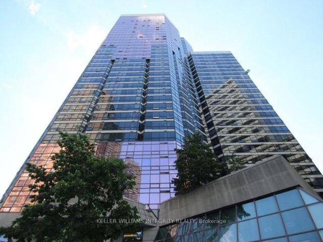 406 - 1001 Bay St, Condo with 1 bedrooms, 1 bathrooms and 1 parking in Toronto ON | Image 12