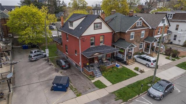40 Academy Street, House detached with 4 bedrooms, 3 bathrooms and 3 parking in St. Catharines ON | Image 1
