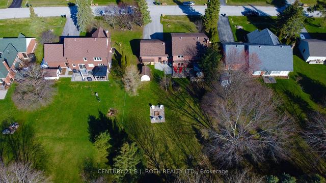 15 George St, House detached with 3 bedrooms, 4 bathrooms and 8 parking in Oro Medonte ON | Image 12