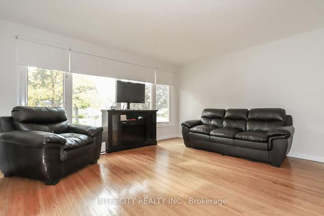 28 Monterrey Dr, House detached with 3 bedrooms, 3 bathrooms and 10 parking in Toronto ON | Image 23