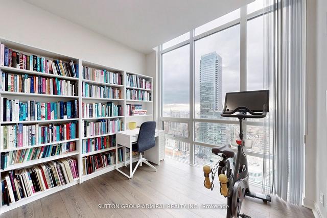 3802 - 825 Church St, Condo with 3 bedrooms, 2 bathrooms and 1 parking in Toronto ON | Image 13