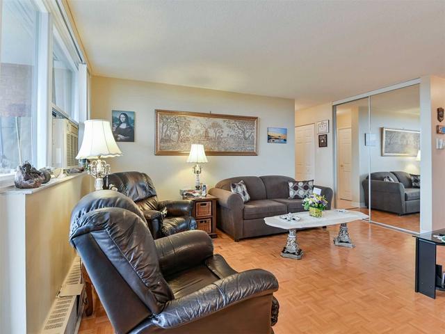 1412 - 3501 Glen Erin Dr, Condo with 1 bedrooms, 1 bathrooms and 1 parking in Mississauga ON | Image 2