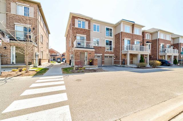 th 127 - 165 Hampshire Way, House attached with 2 bedrooms, 2 bathrooms and 2 parking in Milton ON | Image 23