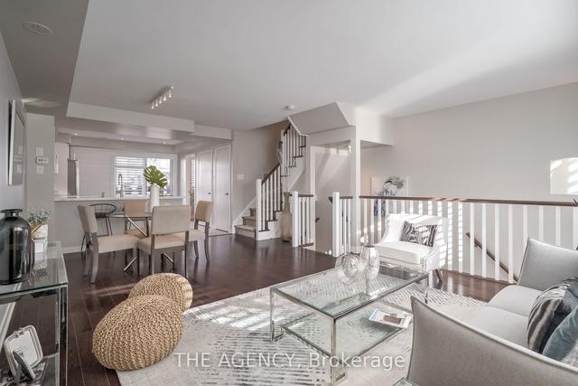 30 - 20 Cole St, Townhouse with 3 bedrooms, 3 bathrooms and 1 parking in Toronto ON | Image 1