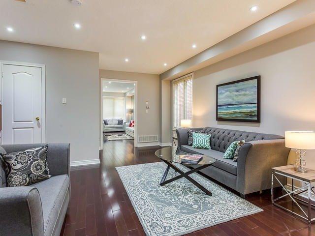5553 Bonnie St, House semidetached with 4 bedrooms, 5 bathrooms and 2 parking in Mississauga ON | Image 4