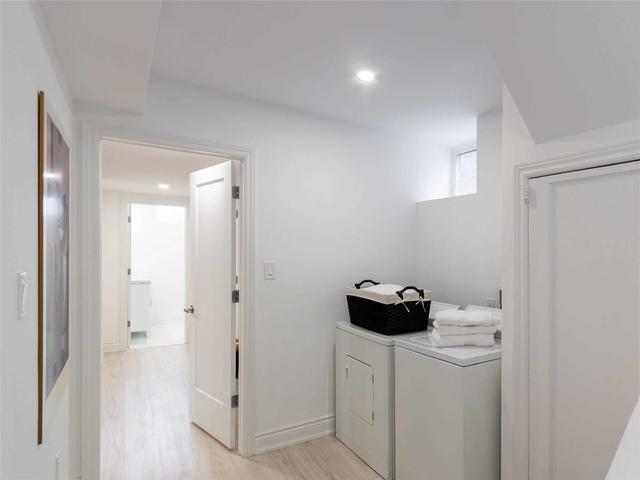 1356 Woodbine Ave, House detached with 2 bedrooms, 2 bathrooms and 5 parking in Toronto ON | Image 21