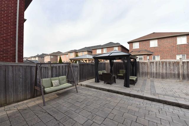 30 Coakwell Dr S, House detached with 4 bedrooms, 4 bathrooms and 4 parking in Markham ON | Image 31