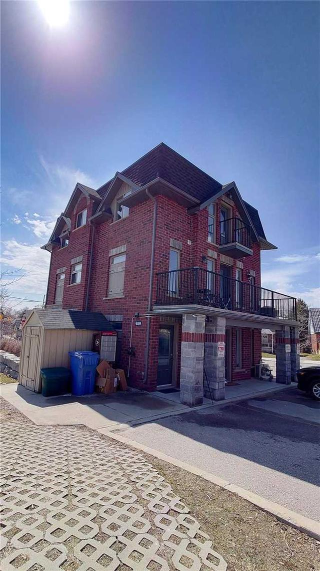 b - 489 East Ave, Townhouse with 2 bedrooms, 2 bathrooms and 1 parking in Kitchener ON | Image 31