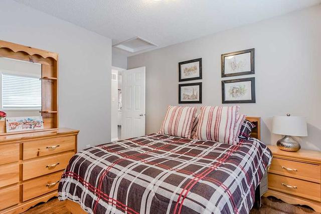1869 Mill St, House detached with 3 bedrooms, 3 bathrooms and 4 parking in Innisfil ON | Image 9