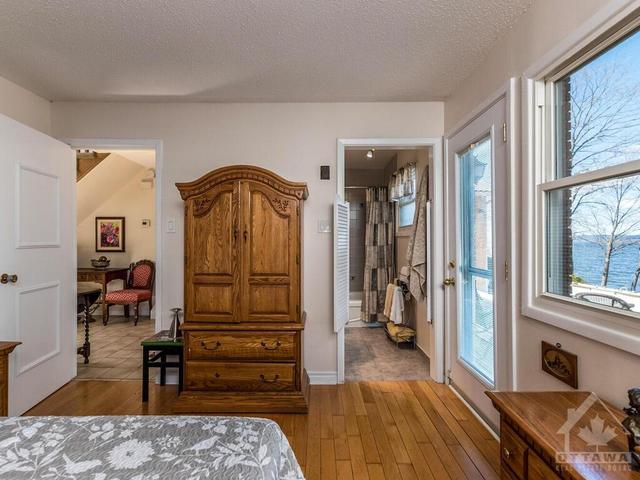 3938 Armitage Avenue, House detached with 3 bedrooms, 3 bathrooms and 4 parking in Ottawa ON | Image 17