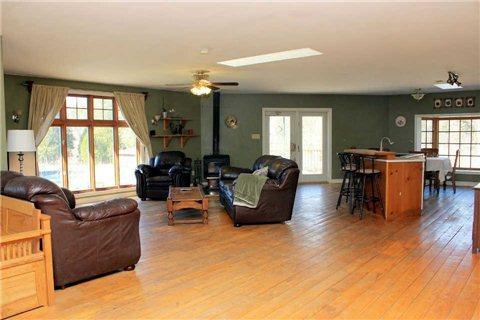 3531 Regional Road 19 Rd, House detached with 3 bedrooms, 4 bathrooms and 20 parking in Scugog ON | Image 2
