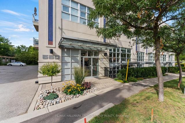 101 - 550 Hopewell Ave, Condo with 2 bedrooms, 3 bathrooms and 1 parking in Toronto ON | Image 1