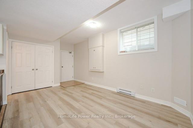 12 Schiedel Dr, House detached with 3 bedrooms, 2 bathrooms and 3 parking in Guelph ON | Image 20