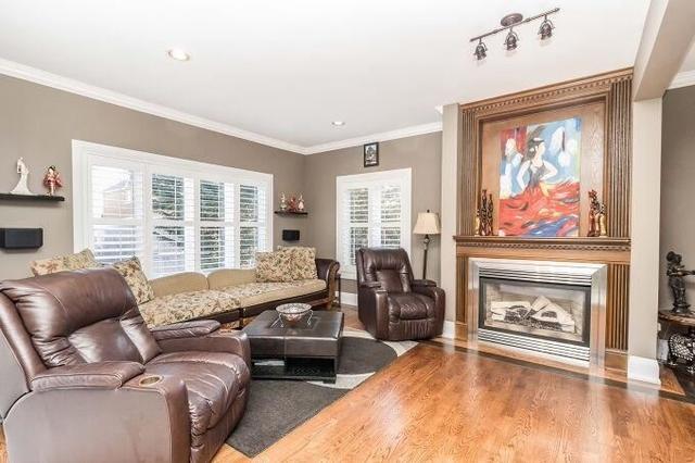 2241 Proudfoot Tr E, House detached with 4 bedrooms, 5 bathrooms and 6 parking in Oakville ON | Image 8