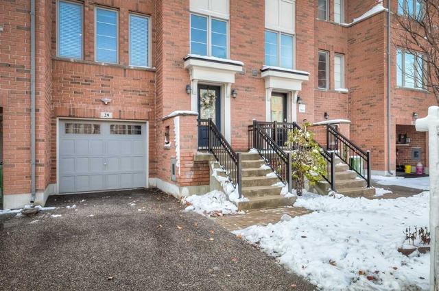 29 Belanger Cres, House attached with 4 bedrooms, 4 bathrooms and 2 parking in Toronto ON | Image 35