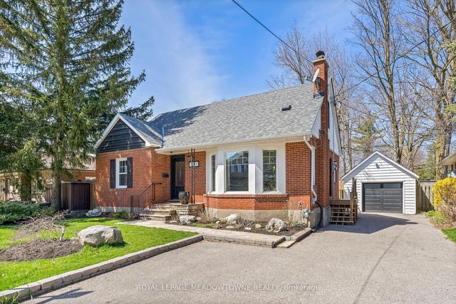 284 Maple Ave N, House detached with 3 bedrooms, 2 bathrooms and 4 parking in Halton Hills ON | Image 12