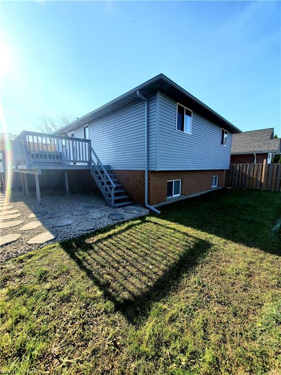 7807 Bishop Avenue, House detached with 4 bedrooms, 2 bathrooms and 8 parking in Niagara Falls ON | Image 21