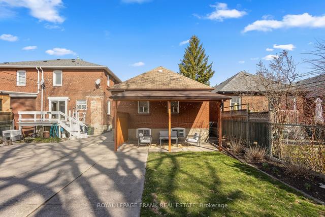 275 Mortimer Ave, House detached with 3 bedrooms, 2 bathrooms and 3 parking in Toronto ON | Image 29