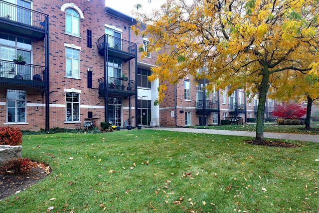 211 - 262 Dundas St E, Condo with 2 bedrooms, 2 bathrooms and 2 parking in Hamilton ON | Image 12