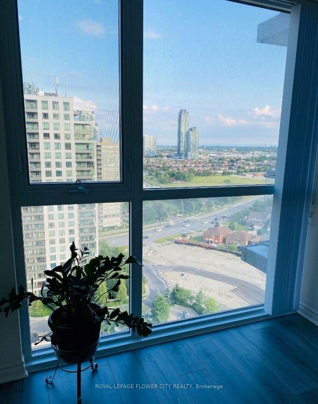 2211 - 349 Rathburn Rd W, Condo with 1 bedrooms, 1 bathrooms and 1 parking in Mississauga ON | Image 2