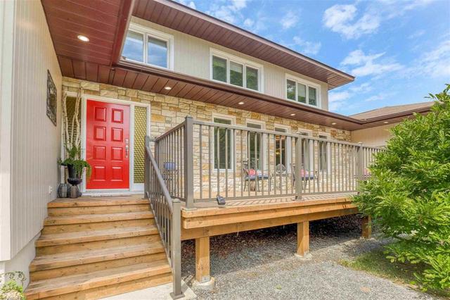 13640 Highway 41, House detached with 6 bedrooms, 3 bathrooms and 13 parking in Addington Highlands ON | Image 3