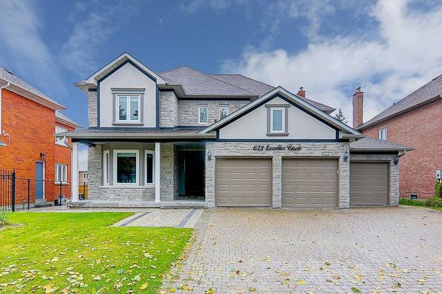 673 Exceller Circ, House detached with 4 bedrooms, 6 bathrooms and 9 parking in Newmarket ON | Image 1