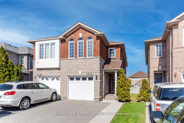 1193 Foxglove Pl, House semidetached with 3 bedrooms, 4 bathrooms and 5 parking in Mississauga ON | Image 12