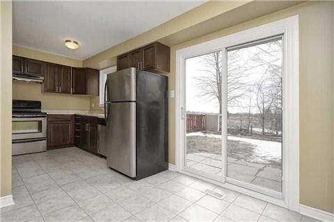 1253 Eldorado Ave, House semidetached with 3 bedrooms, 2 bathrooms and 2 parking in Oshawa ON | Image 7