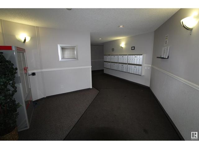 406 - 9619 174 St Nw Nw, Condo with 2 bedrooms, 2 bathrooms and null parking in Edmonton AB | Image 11