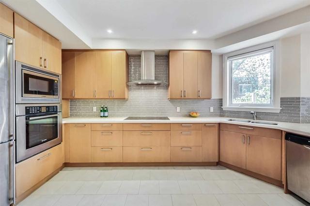 57 Bowden St, House semidetached with 3 bedrooms, 3 bathrooms and 0 parking in Toronto ON | Image 33