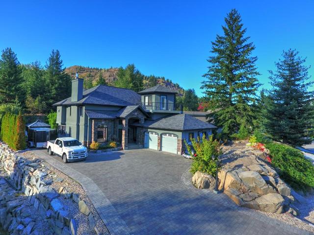 537 Blake Court, House detached with 3 bedrooms, 3 bathrooms and null parking in Warfield BC | Image 1