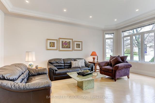 25 Bowan Crt, House detached with 5 bedrooms, 7 bathrooms and 7 parking in Toronto ON | Image 29