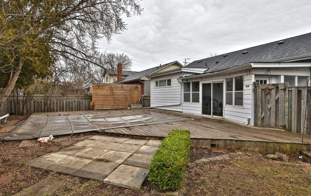 2039 Victoria Ave, House detached with 2 bedrooms, 2 bathrooms and 3 parking in Burlington ON | Image 31