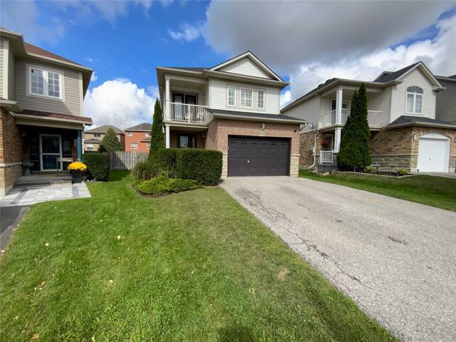 654 Blythwood Sq, House detached with 4 bedrooms, 3 bathrooms and 5 parking in Oshawa ON | Card Image