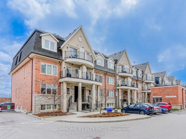 26-02 - 2420 Baronwood Dr, Townhouse with 2 bedrooms, 2 bathrooms and 1 parking in Oakville ON | Image 1