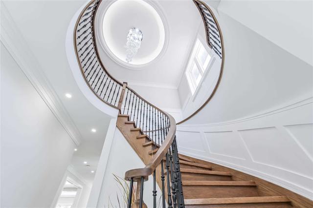 87 Oakridge Dr, House detached with 4 bedrooms, 6 bathrooms and 8 parking in Toronto ON | Image 8