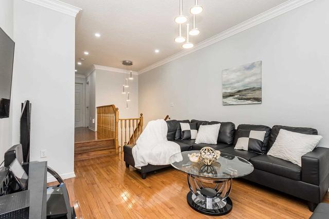 81 Townley Cres, House semidetached with 3 bedrooms, 3 bathrooms and 4 parking in Brampton ON | Image 19