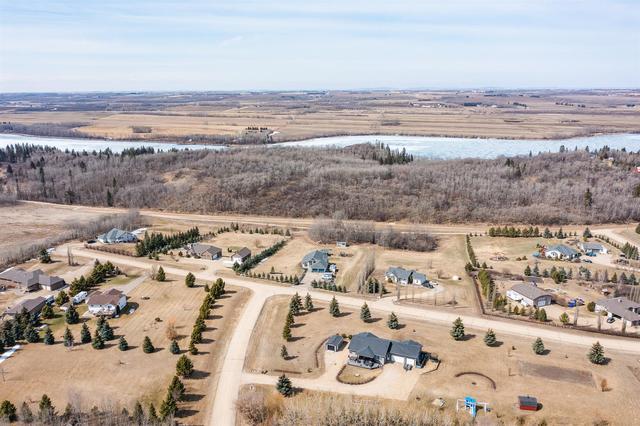 69 - 27121 Township Road 402, House detached with 4 bedrooms, 3 bathrooms and null parking in Lacombe County AB | Image 2
