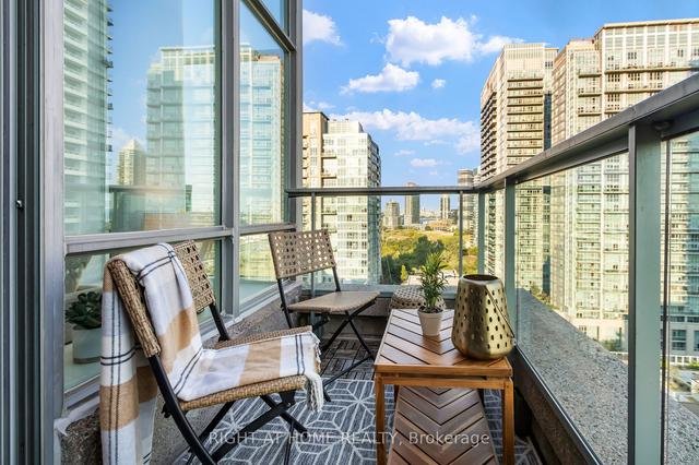 ph806 - 250 Manitoba St, Condo with 3 bedrooms, 2 bathrooms and 2 parking in Toronto ON | Image 25