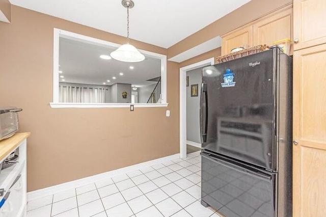 80a Corby Cres, House attached with 3 bedrooms, 3 bathrooms and 3 parking in Brampton ON | Image 9