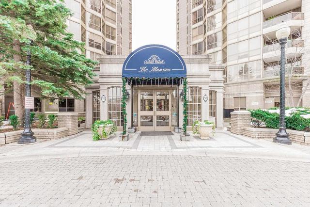 807 - 55 Kingsbridge Garden Circ, Condo with 2 bedrooms, 2 bathrooms and 1 parking in Mississauga ON | Image 5