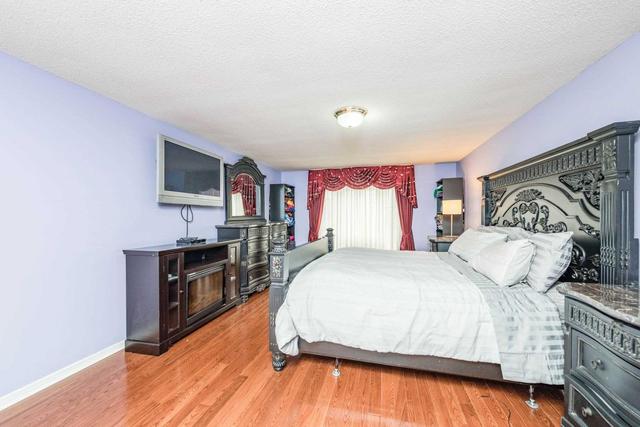 4 Pearson Rd, House detached with 4 bedrooms, 4 bathrooms and 4 parking in Brampton ON | Image 21