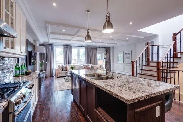 149 Shaver Ave N, House detached with 4 bedrooms, 5 bathrooms and 7 parking in Toronto ON | Image 3